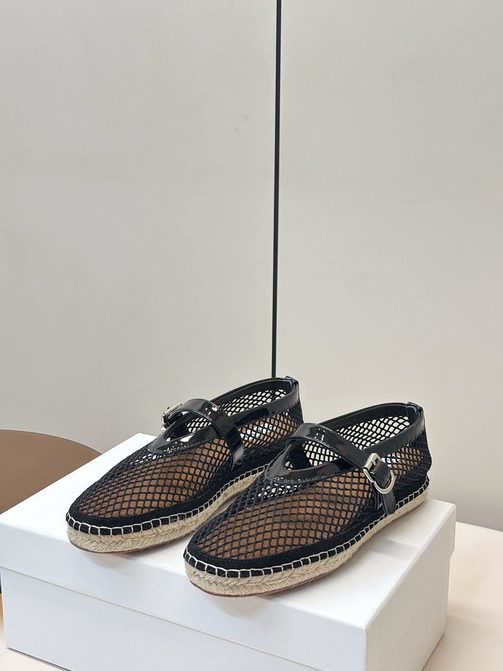26S ESPADRILLES IN BLACK SOFT PATENT LEATHER AND MESH