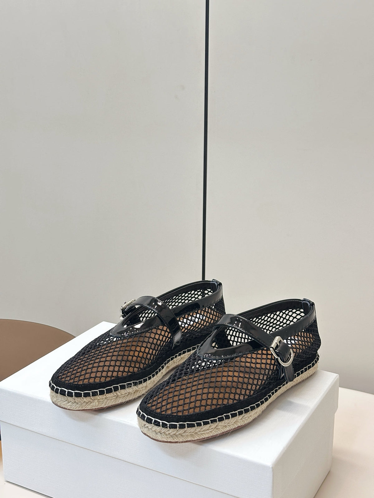 26S ESPADRILLES IN BLACK SOFT PATENT LEATHER AND MESH